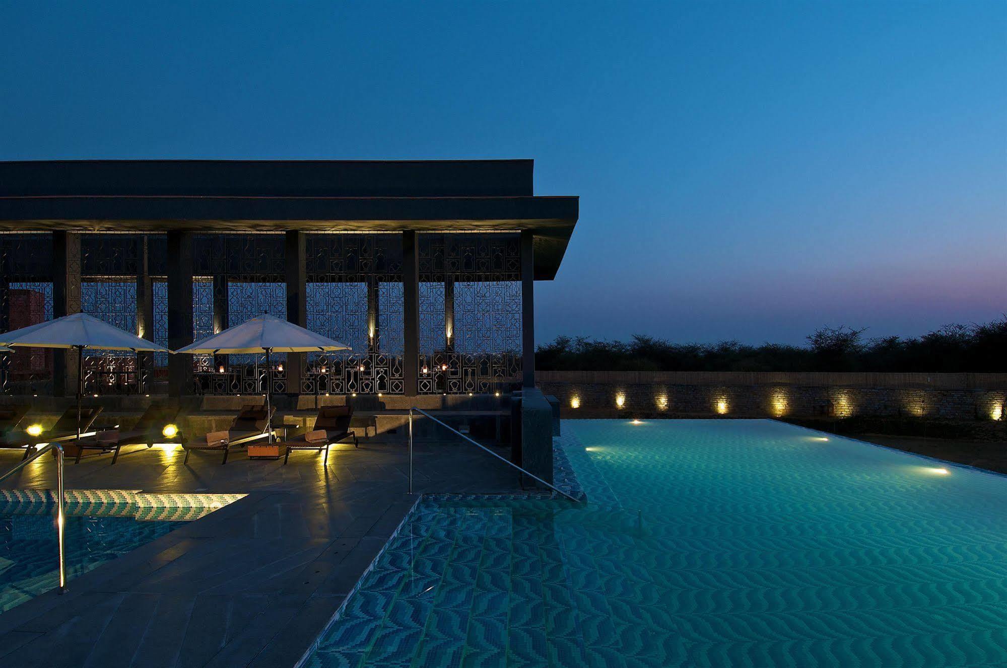 Taj Devi Ratn Resort & Spa, Jaipur Buitenkant foto